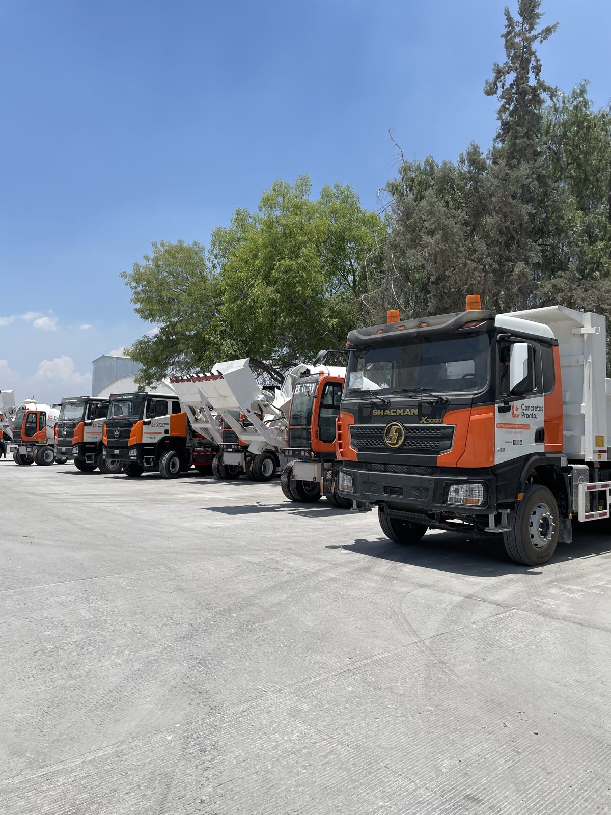 Flota de distribución Concretos Pronto